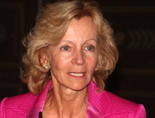 Elena Salgado, como titular de Administraci&oacute;ns P&uacute;blicas, ter&aacute; que negociar o traspaso de competencias a Galiza