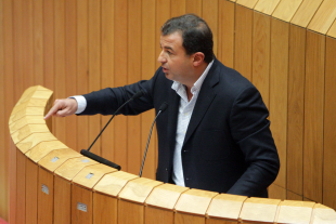 O conselleiro de Industria durante o debate sobre o proxecto de lei e&oacute;lica / Foto: Conchi Paz