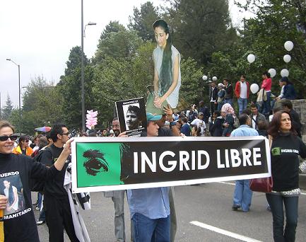 Manifestaci&oacute;n en apoio ao acordo humanitario entre o Goberno colombiano e as Farc. &copy; Xurxo Mart&iacute;nez Crespo