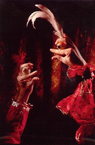 Claudio Cinelli interpreta &oacute;pera coas mans