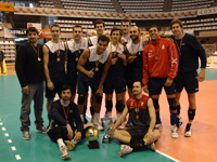 Os campi&oacute;ns, este domingo