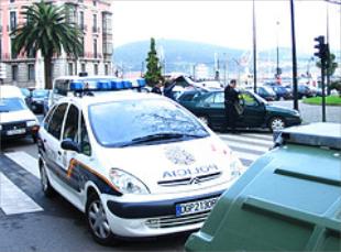 Na Polic&iacute;a Nacional &uacute;sase m&aacute;is o galego ca na Garda Civil, di o informe