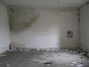 Unha das imaxes de Ant&iacute;a Moure en 'Hasta que volviste'