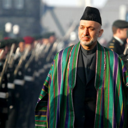 Karzai, que conta co un&aacute;nime e incondicional apoio occidental, &eacute; o principal candidato nas elecci&oacute;ns