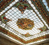 A vidreira permanecer&aacute; / CRMH