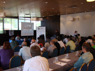 Ao longo da xornada, os gandeiros do SLG escoitaron a situaci&oacute;n da folga en Europa da man de franceses e alem&aacute;ns