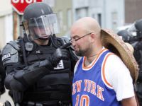 A Polic&iacute;a disolveu unha manifestaci&oacute;n con gases lacrim&oacute;xenos