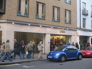 Inditex, unha das principais empresas do t&eacute;xtil mundial, ten tendas por todo o planeta / Foto: sofiaandimram