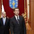 Feijoo promete o seu cargo como presidente da Xunta, ante a mirada do representante do goberno espa&ntilde;ol, Manuel Chaves