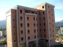 Os veci&ntilde;os advirten contra a pos&iacute;bel "submisi&oacute;n a intereses especulativos"