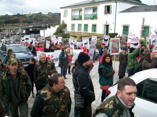 Foron poucos os cazadores que se viron as caras cos ecoloxistas, xa que este ano as cuadrillas xa estaban distribu&iacute;das polo monte