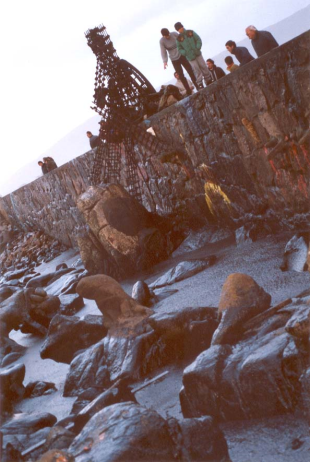 Espig&oacute;n de Camelle no tempo da marea negra do Prestige / Imaxe: Diana Araujo