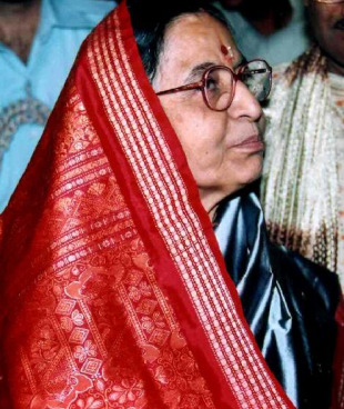 Pratibha Devisingh Patil &eacute; a presidenta da Rep&uacute;blica da India