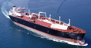 O Galicia Spirit foi o primeiro gaseiro en entrar na r&iacute;a ferrol&aacute;