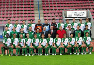 Xogadores do Cidade de Santiago que competiron na pasada tempada