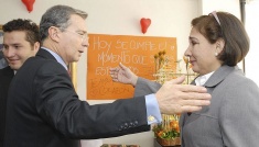 Uribe, pouco antes de anunciar que denunciar&aacute; a Ch&aacute;vez