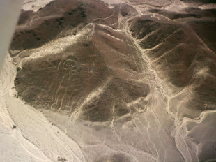 A cultura nazca &eacute; co&ntilde;ecida polas li&ntilde;as que debuxaron no deserto con formas de animais