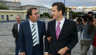 Feijoo pon &aacute; fronte da lista coru&ntilde;esa un home da s&uacute;a absoluta confianza: Carlos Negreira