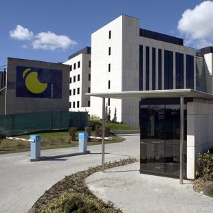 At&eacute; o de agora, a sede central estaba en Madrid