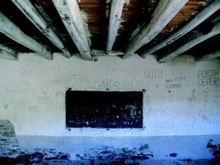 A escola de Sold&oacute;n (Imaxe: Roberto Ribao)