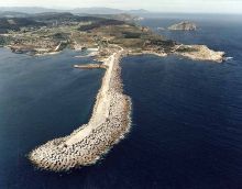 Detalle do dique norte de Alcoa, o de Mor&aacute;s, en Xove (clique para ampliar)