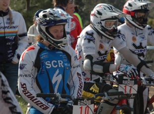 A maior especialista galega do fourcross agarda na sa&iacute;da, en Vigo en 2006