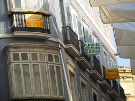 Neste edificio v&eacute;ndense unha chea de pisos / Flickr: cyberfrancis