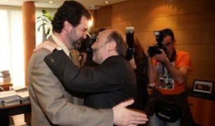 Losada poder&iacute;a optar por rematar co "antinacionalismo" de Paco V&aacute;zquez