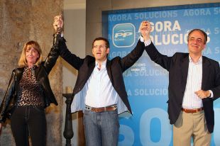 Feijoo, cos candidatos do PPdeG, na apertura da campa&ntilde;a o pasado 21 de maio