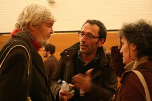 Xos&eacute; Manuel Beiras, Xabier Mac&iacute;as e Lidia Senra nos corredores do Auditorio de Galicia