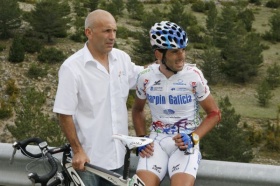 Mosquera con Pino, despois da ca&iacute;da