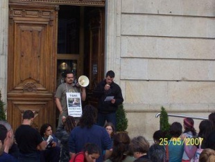 Os vexi&ntilde;os de Ponteareas apoiaron os voluntarios fronte ao Concello