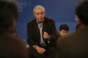 P&eacute;rez Touri&ntilde;o nun almorzo con representantes do sector do voluntariado, esta terza feira