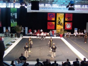 Un momento da competici&oacute;n, en Baar (Su&iacute;za)