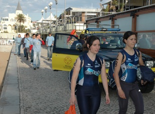Saleta Castro (dereita) e Aida Vali&ntilde;o, no debut da Selecci&oacute;n Galega de Triatl&oacute;n / http://galegoman.spaces.live.com/