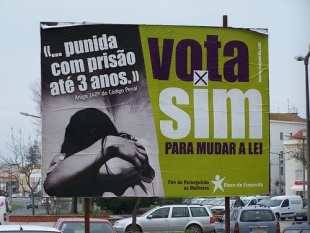 Imaxe da campa&ntilde;a pola despenalizaci&oacute;n do aborto, en Portugal / Flickr: J-Cornelius