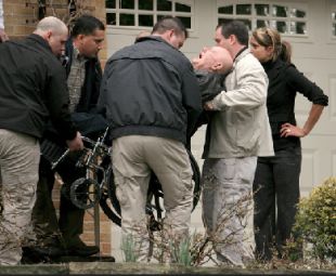 Sacando a Demjanjuk da s&uacute;a casa de Cleveland