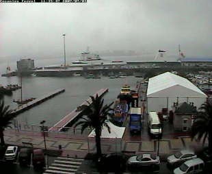 As carpas xa est&aacute;n instaladas en Curuxeiras (Imaxe da webcam da FGCMF)