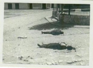 Republicanos fusilados nas r&uacute;as de Llerena (Estremadura) / Flickr: jaumedurgell