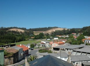 Un dos montes, cuxa terra se hab&iacute;a empregar nesta obra, &eacute; polo que se est&aacute; constru&iacute;ndo a terceira rolda da Coru&ntilde;a