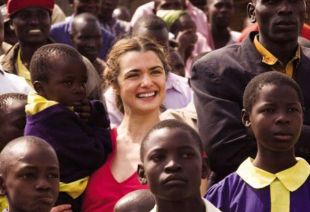 Na imaxe a actriz Rachel Weisz, quen rodou 'O xardineiro fiel', adaptaci&oacute;n da novela de Le Carr&eacute; que conta o caso de Pfizer