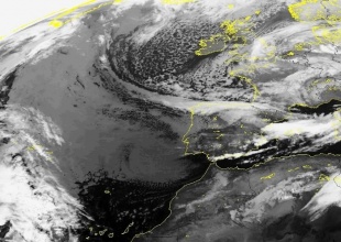 Imaxe do sat&eacute;lite Meteosat, tomada &aacute;s 6.00 horas deste s&aacute;bado (clique para ampliar)