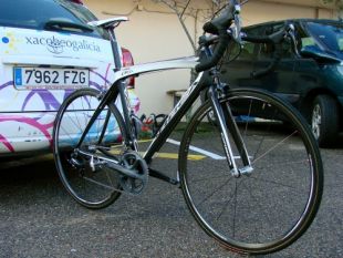 A nova m&aacute;quina de traballo dos ciclistas galegos: a Orbea Orca 2009