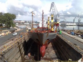 Un barco a medio constru&iacute;r no estaleiro de Fene / Flickr: Xo&aacute;n Porto