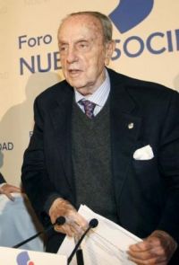 Manuel Fraga, no F&oacute;rum Europa onde fixera aquelas pol&eacute;micas declaraci&oacute;ns