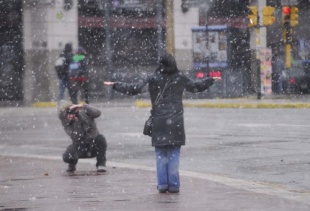 Moitos tiran fotos "hist&oacute;ricas". Foto: T&eacute;lam
