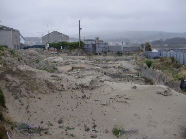 A destruci&oacute;n do castro de San Cibrao: ver&aacute;n de 2008