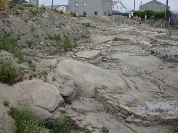 A destruci&oacute;n do castro de San Cibrao: ver&aacute;n de 2008