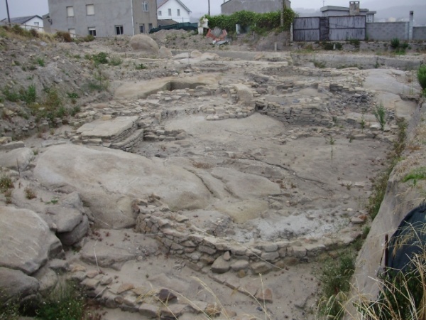 A destruci&oacute;n do castro de San Cibrao: ver&aacute;n de 2008